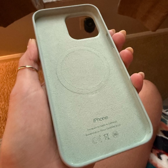 Apple Silicone iPhone 14 Pro Max Case - Light Blue - Picture 2 of 4